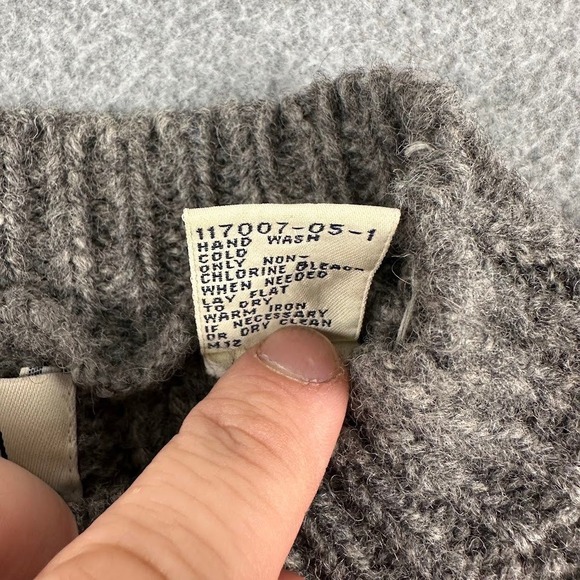 Vintage GAP Women's M 100% Shetland Wool Cable Knit Mock Neck Sweater Gray Fish - Picture 3 of 8